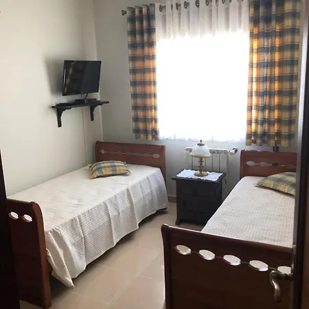 Apartamento Monica Em