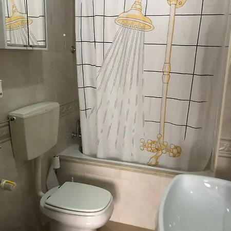 Lejlighed Apartamento Monica Em Altura
