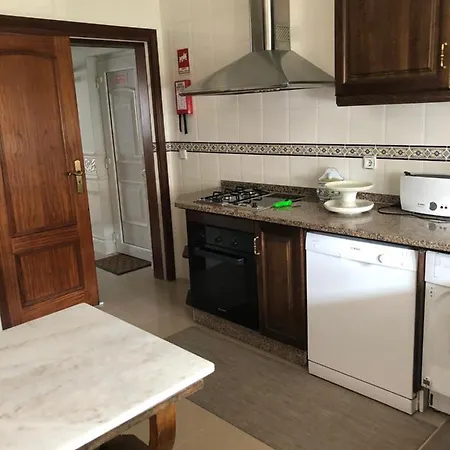 Apartamento Monica Em *