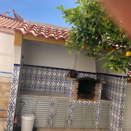 Apartamento Monica Em