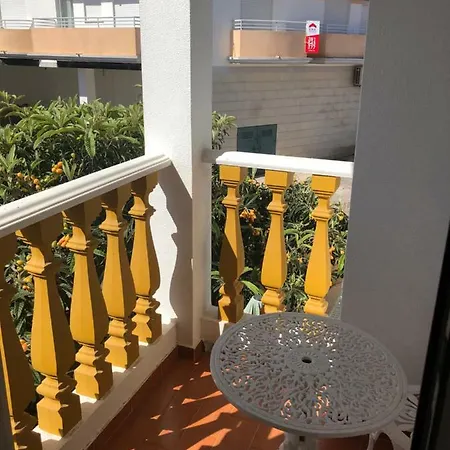 Apartamento Mónica Em Apartamento